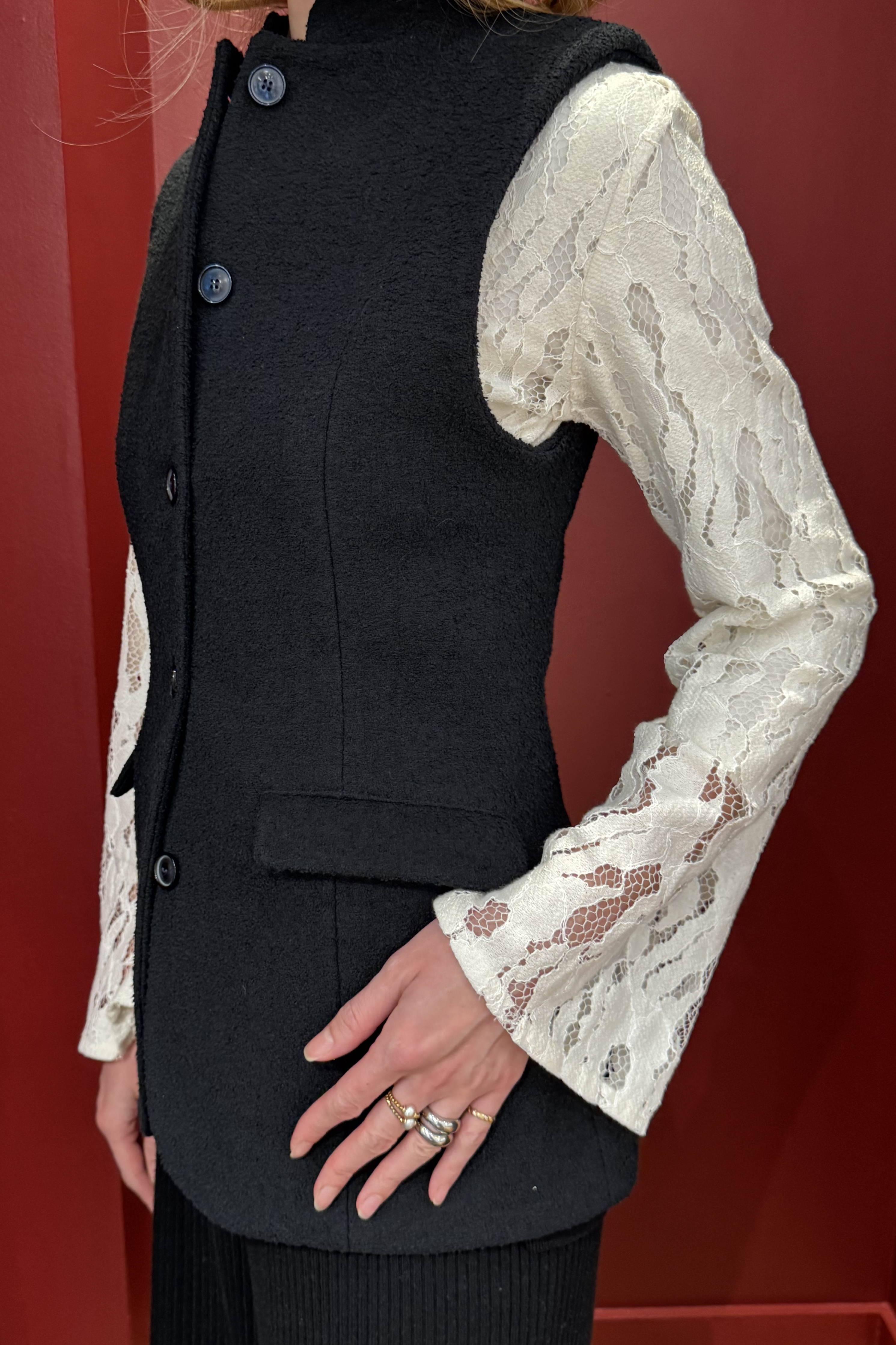 Jacquet Vest in Black Bouclé